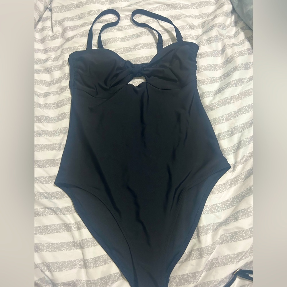 Old Navy, one piece women's swimsuit